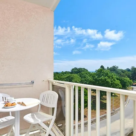 Istra Plava Laguna מלון 3*