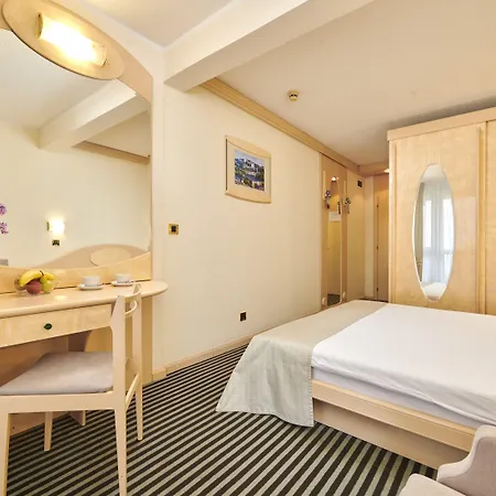 Istra Plava Laguna 호텔 3*