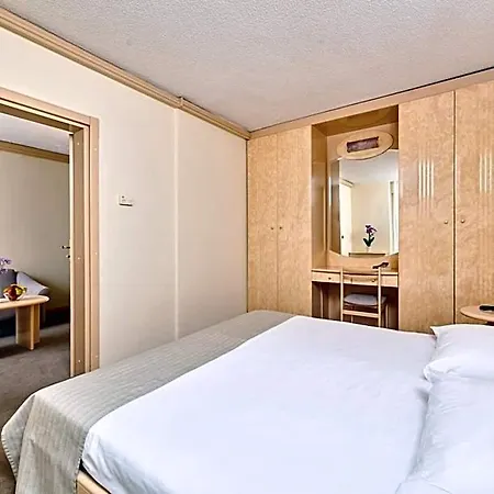 Istra Plava Laguna 3* بوريتش