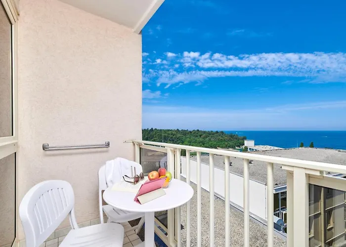 Отель Istra Plava Laguna Пореч